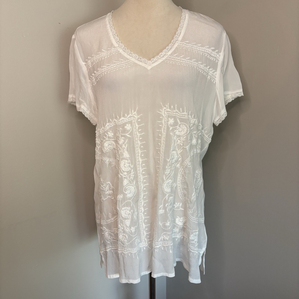 Kyla Seo Caite White Embroidered Tunic Top V-Neck Boho Peasant Blouse Size Small